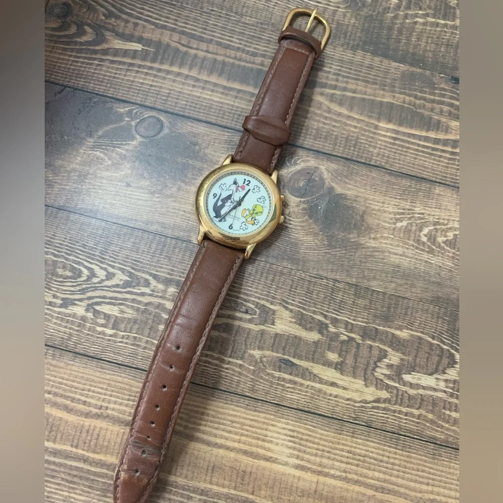 Vintage Sylvester and Tweety Bird Watch Armitron 1995 Looney Toons